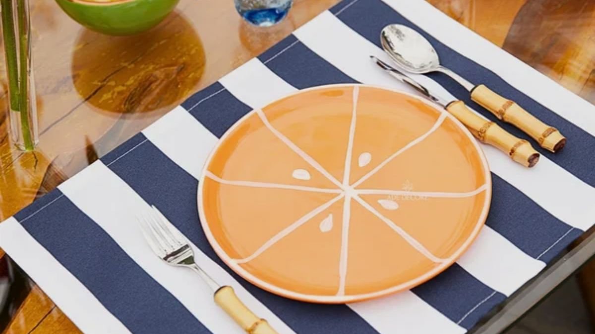 mesa posta prato laranja