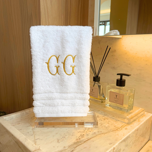 Kit Presente Trussardi Toalha de Lavabo Imperiale + Perfume de