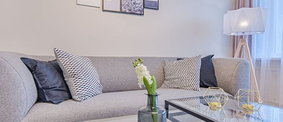 Como decorar pequenas salas​? Veja dicas para aproveitar seu espaço!